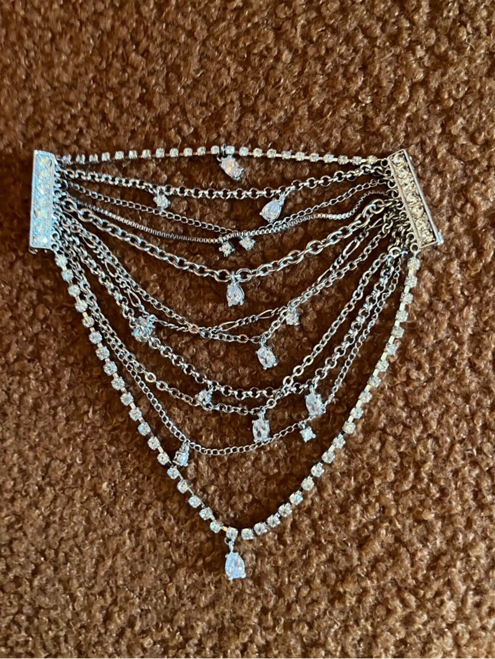 Crystal Drape Pin - Picture 5 of 8